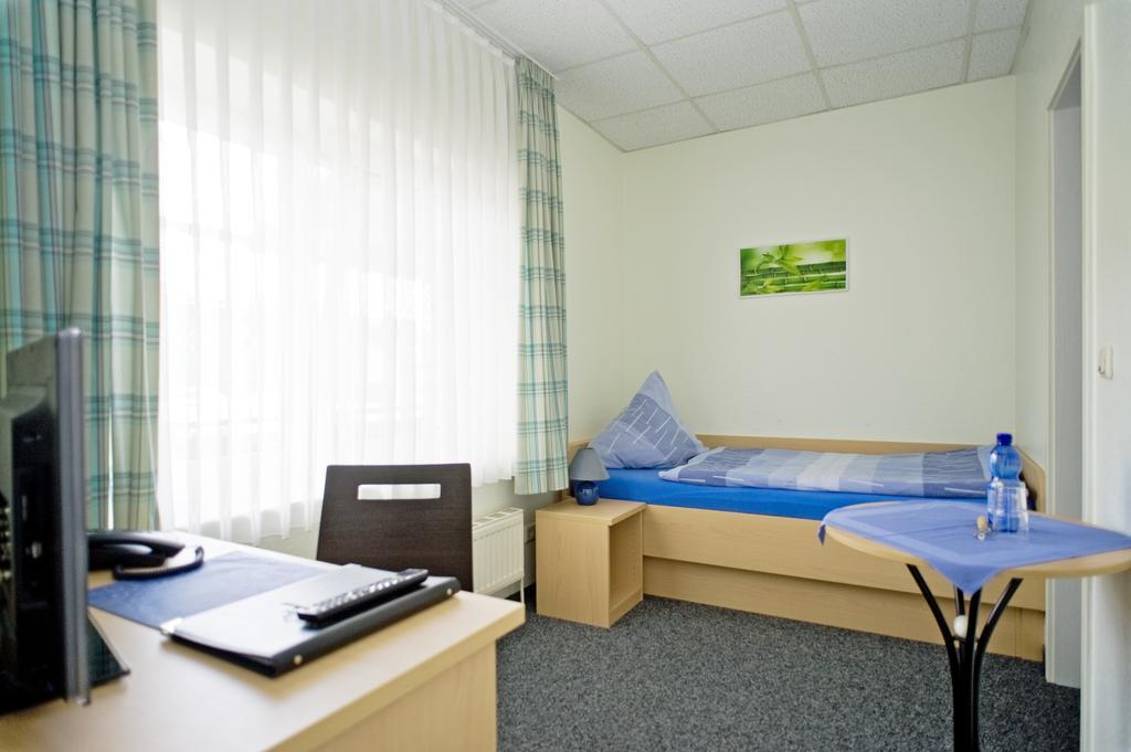 Koehler'S Hof Hotel Sehnde Bilik gambar